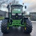John Deere 6125M