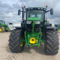John Deere 6R 215