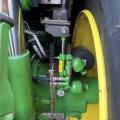 John Deere 6215R