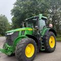 John Deere 7R 330
