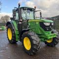 John Deere 6120M