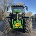 John Deere 6215R
