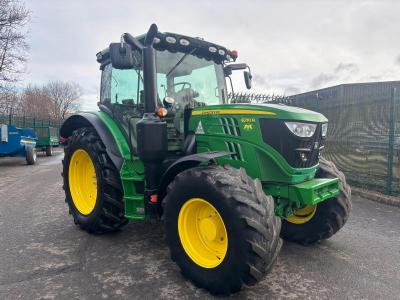 John Deere 6130R
