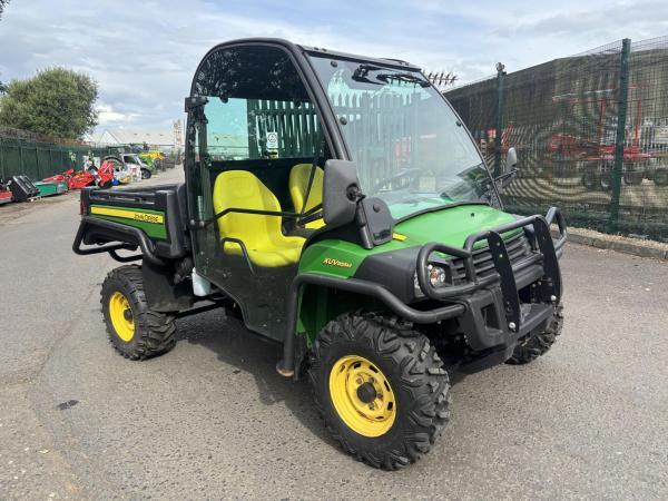 John Deere XUV 855M