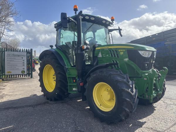 John Deere 6130R