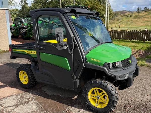 John Deere XUV 865M