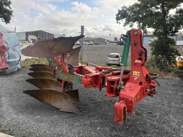 Kverneland ED/100/300 5 Furrow Plough