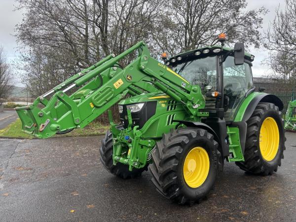 John Deere 6130R