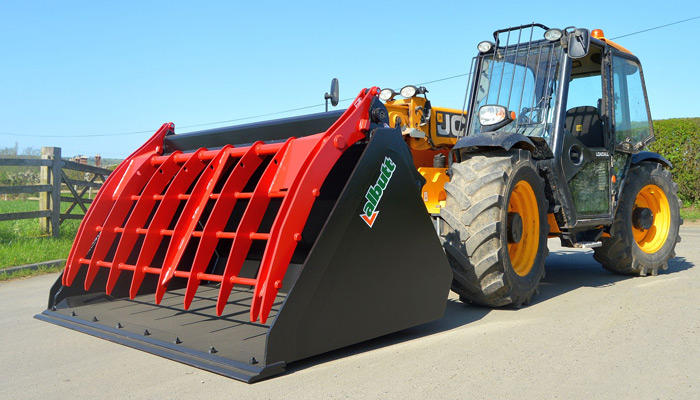 Waste Bucket with Retention Claw