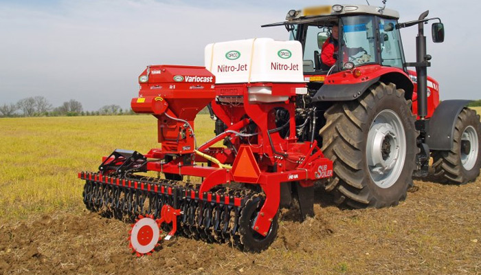 Nitro-Jet Fertiliser Applicator